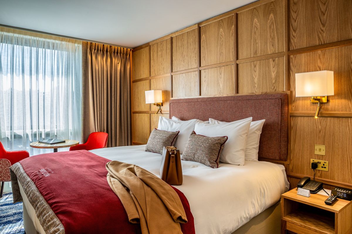 King room www.dublinskylonhotel.com_v2
