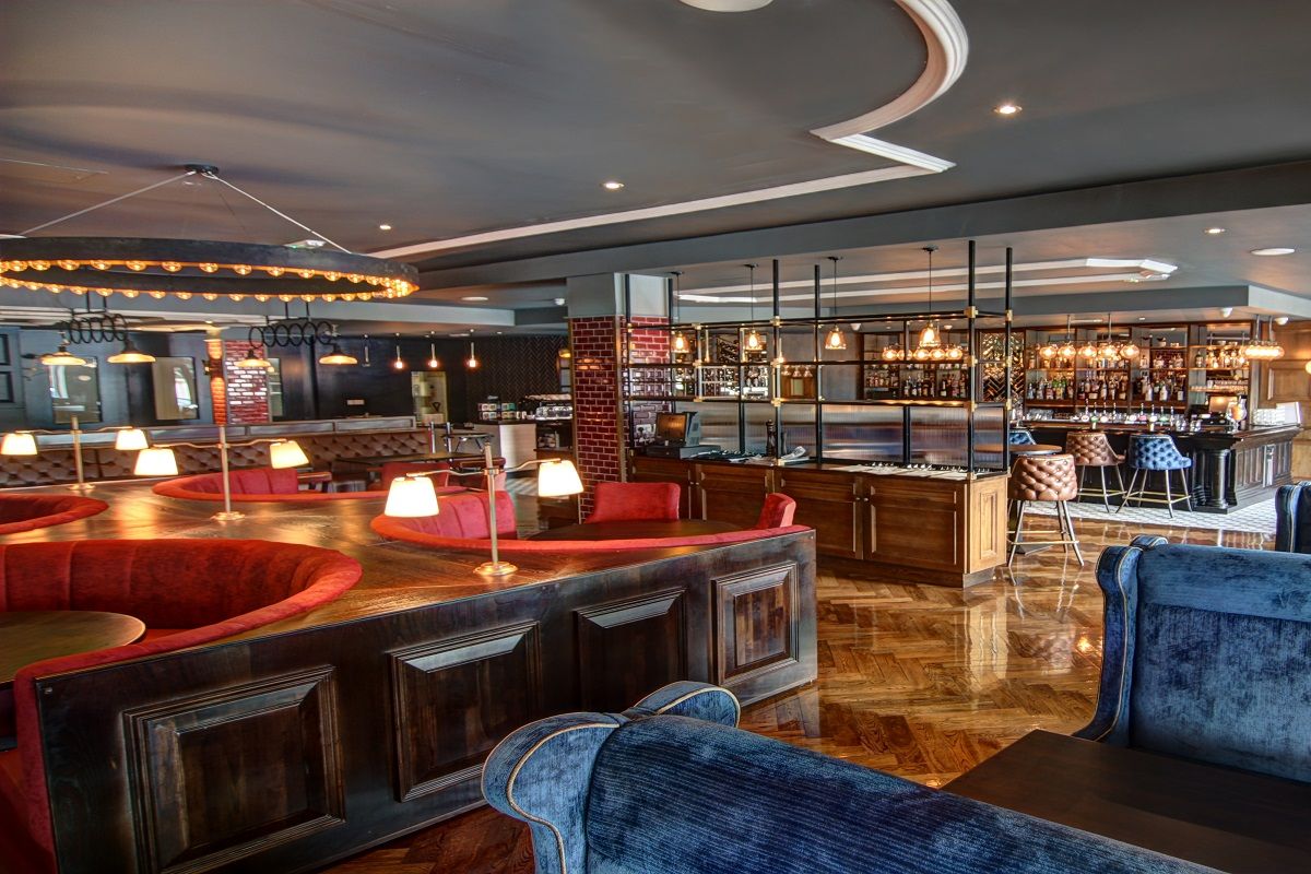 Skylon Bar & Grill
