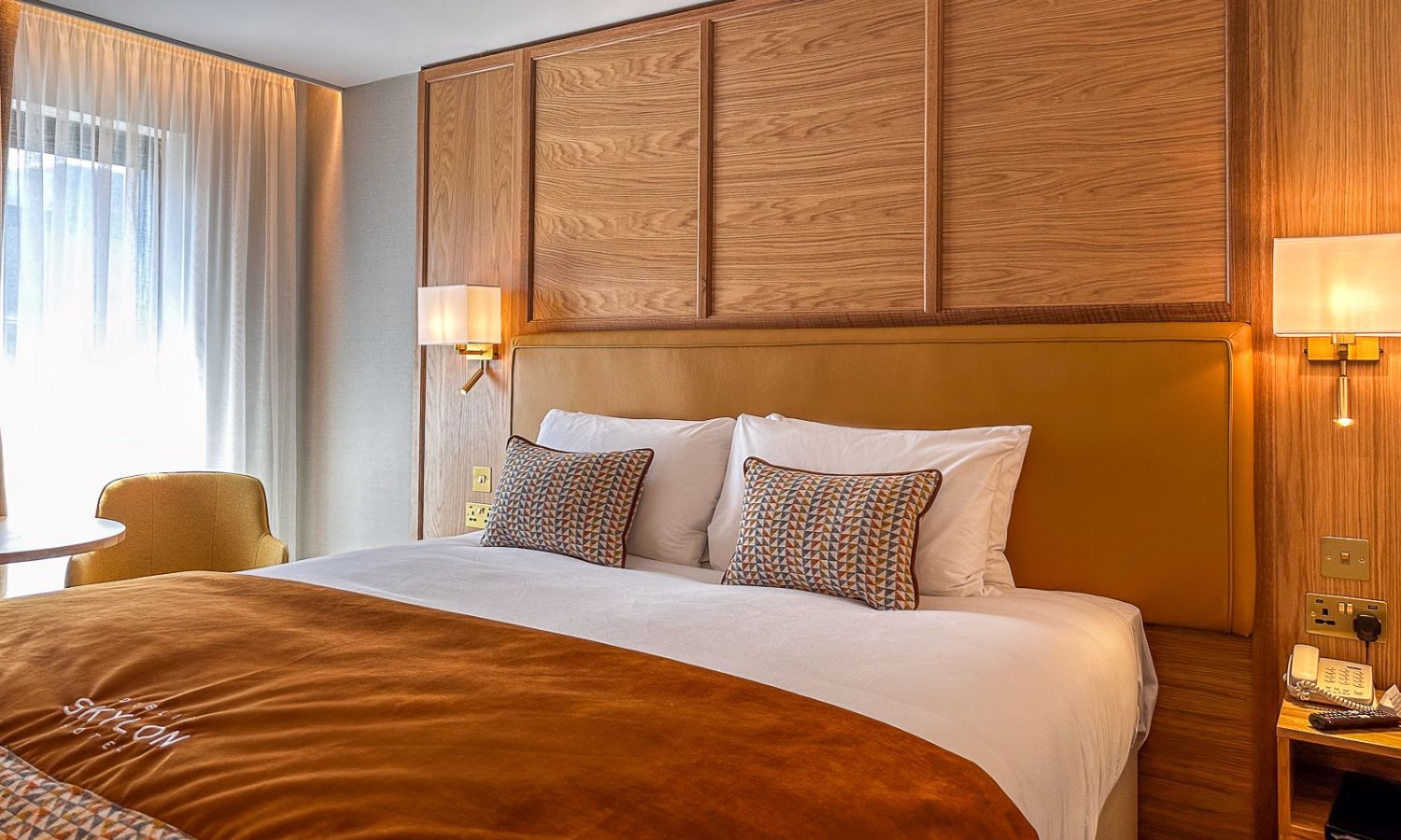 King-ZIP room